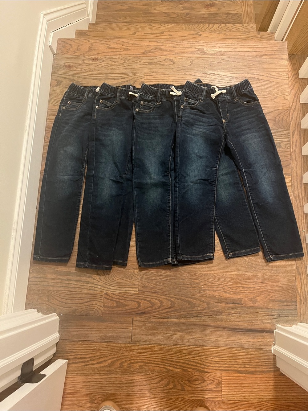 Gap kids size S (6/7) jeans bundle